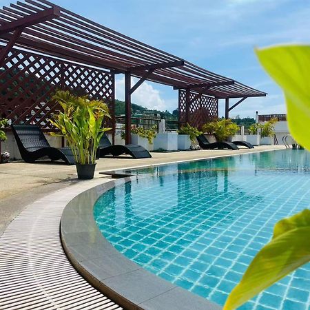 Blue Skyline Hotel Patong Екстер'єр фото
