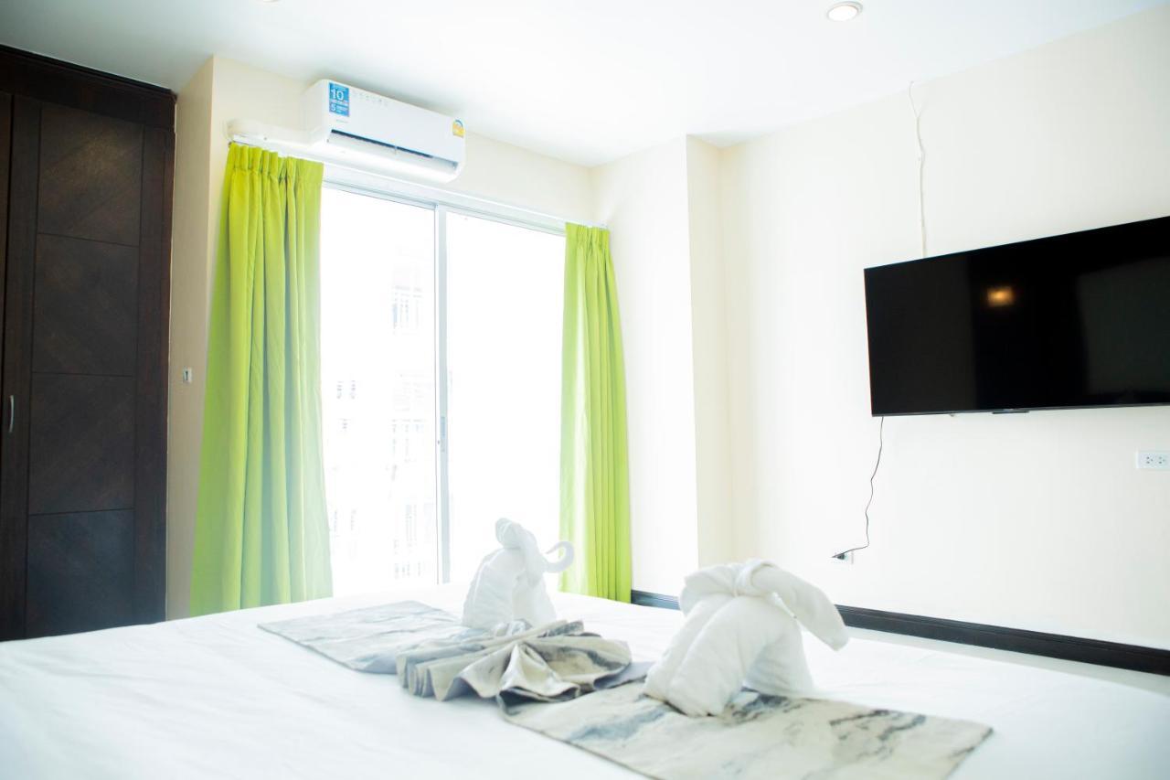 Blue Skyline Hotel Patong Екстер'єр фото