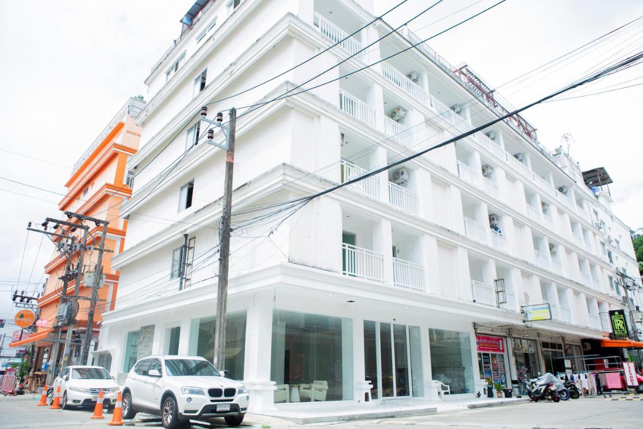 Blue Skyline Hotel Patong Екстер'єр фото