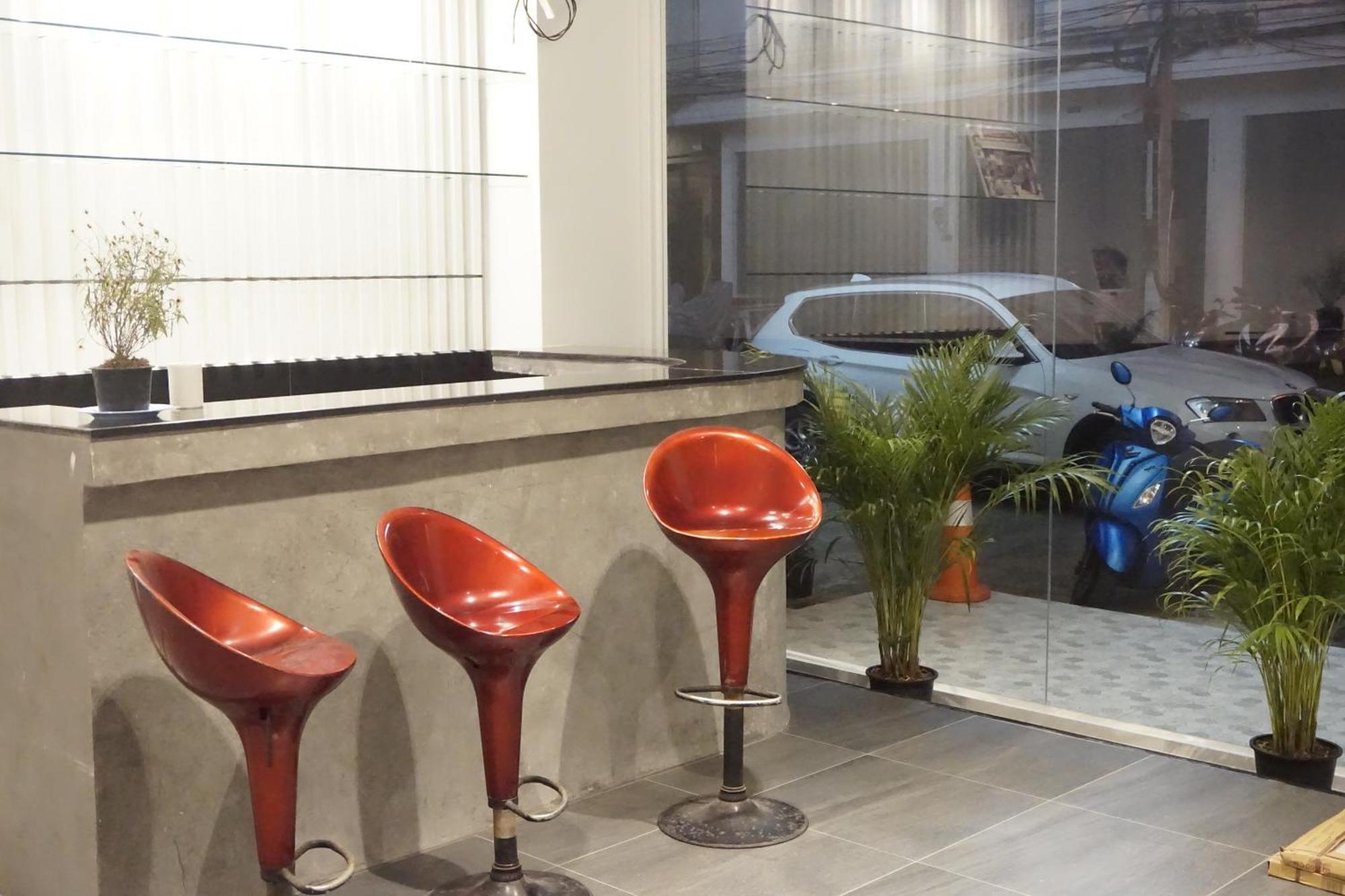 Blue Skyline Hotel Patong Екстер'єр фото